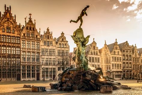 Grand Place in Brussels – Belgium travel guide